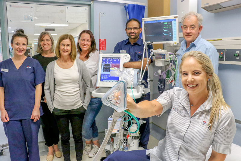 Sue Dick, Kylie Richardson & Rebecca Nolan with SGH Cardiology & Coronary Care Unit staff